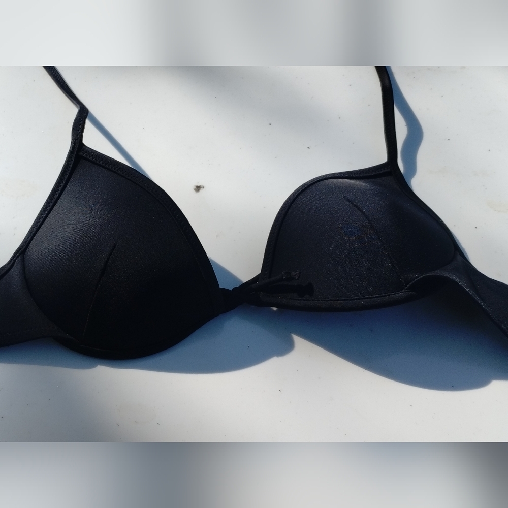 Victoria secret bikini top 34B